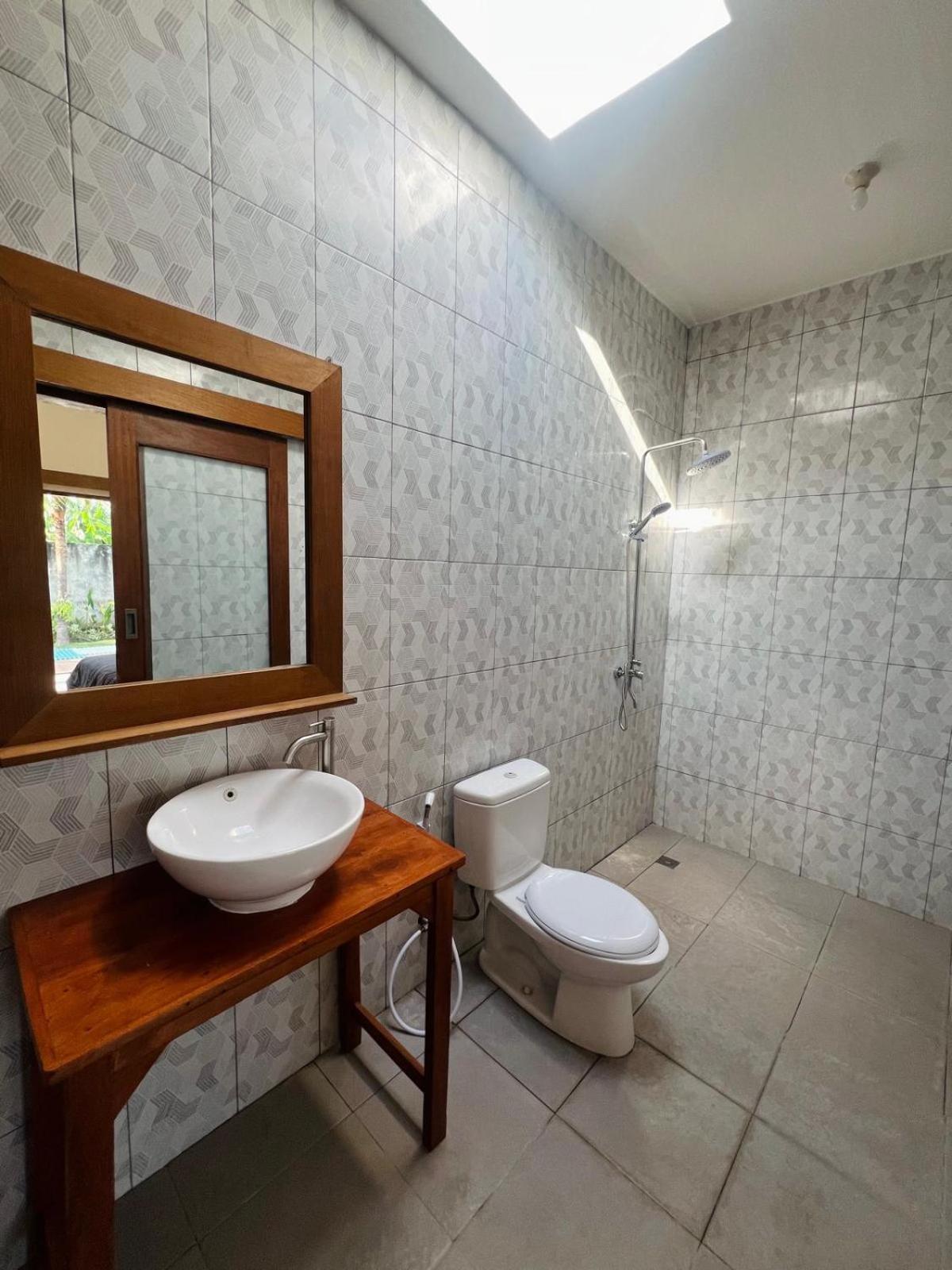 Wiryaroja Guest House Canggu Exterior foto